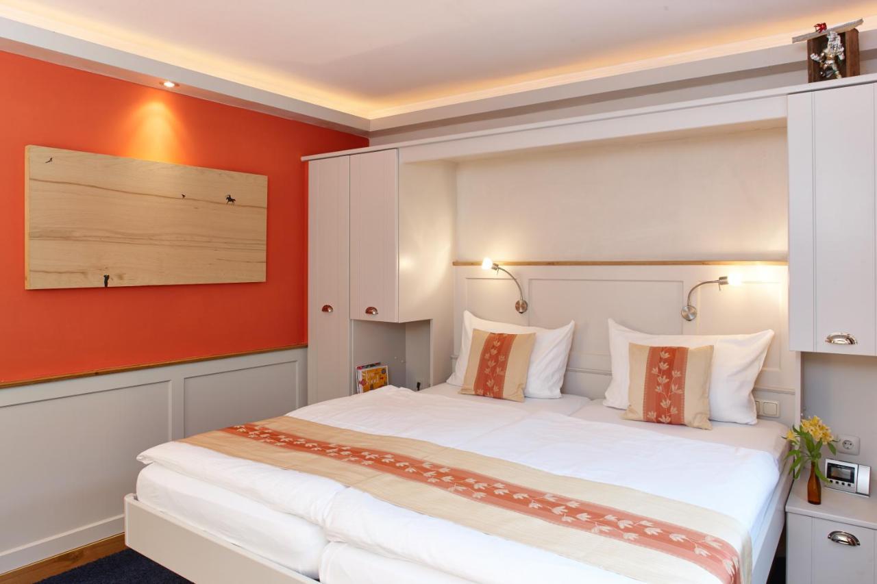 Rhein Hotel Бахарах Екстериор снимка